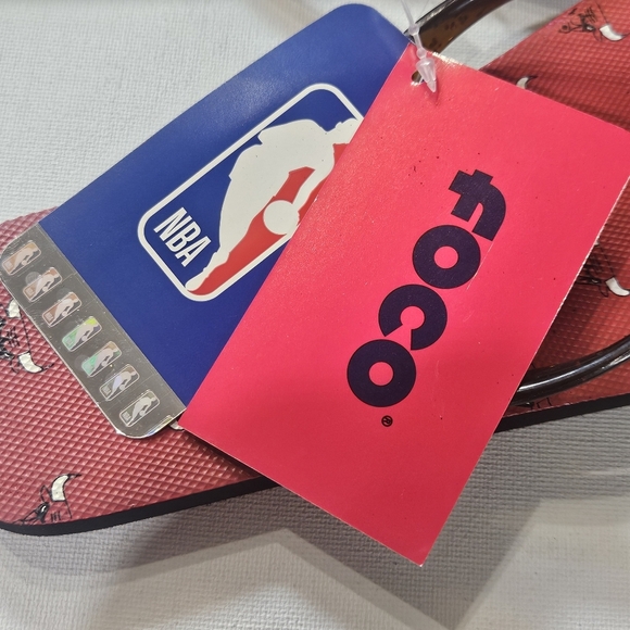 Chicago Bulls Flip Flops Sandal Womens Small Red Black NBA Team Licensed Product - Picture 5 of 7